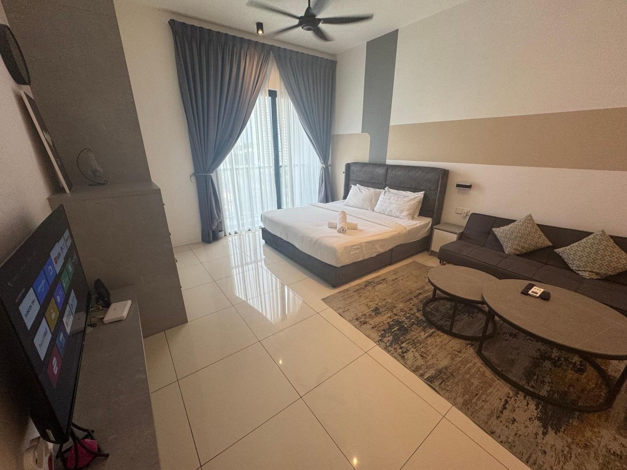 Chamber * Kuala Lumpur